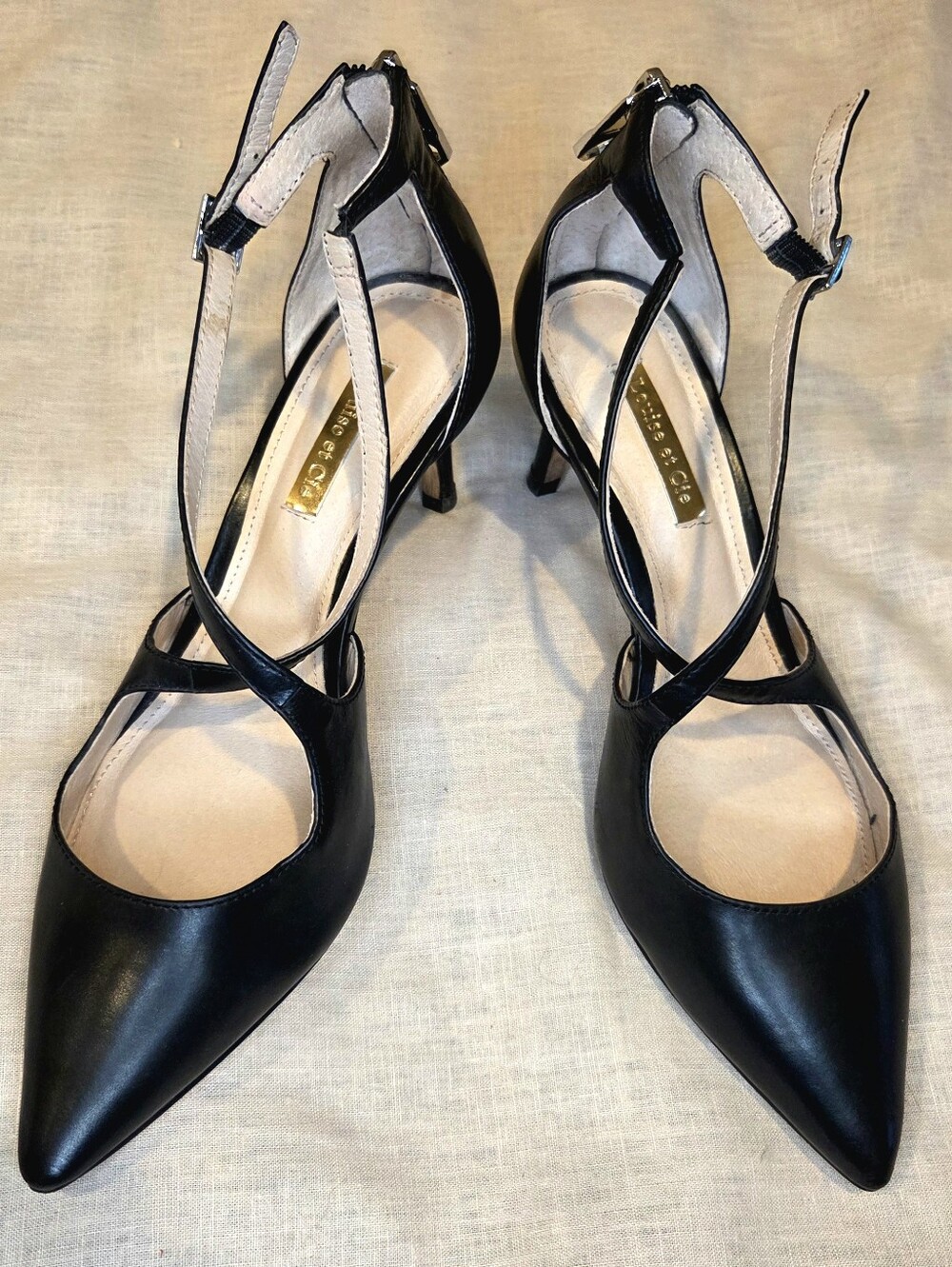 Louise et Cie Black Leather Strappy Pointed Toe Heels Size 7/37.5